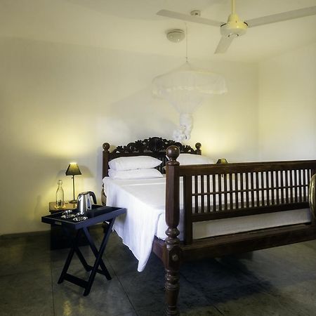 Mount Lodge Boutique Hotel Dehiwala-Mount Lavinia Exterior photo