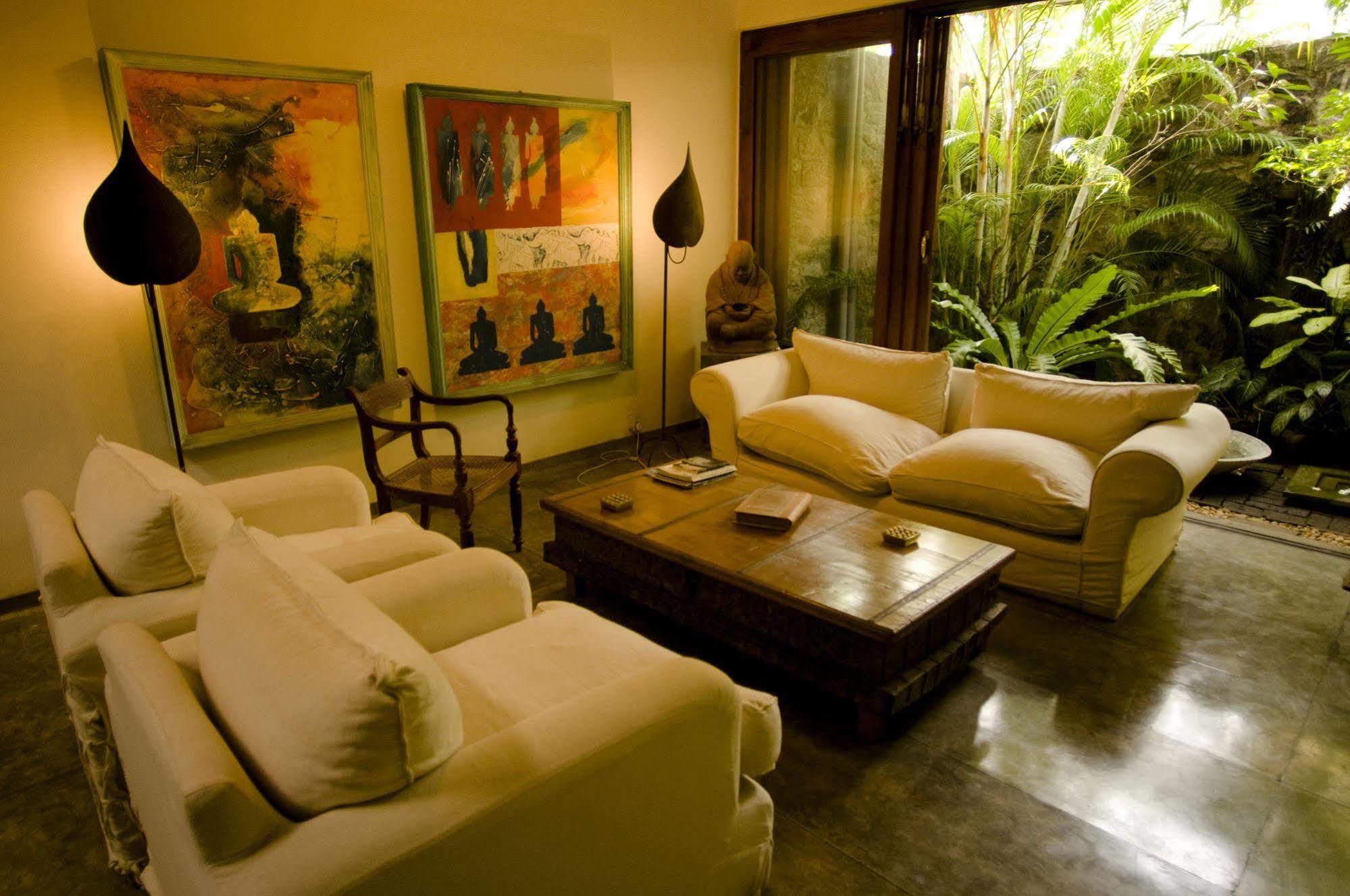 Mount Lodge Boutique Hotel Dehiwala-Mount Lavinia Exterior photo