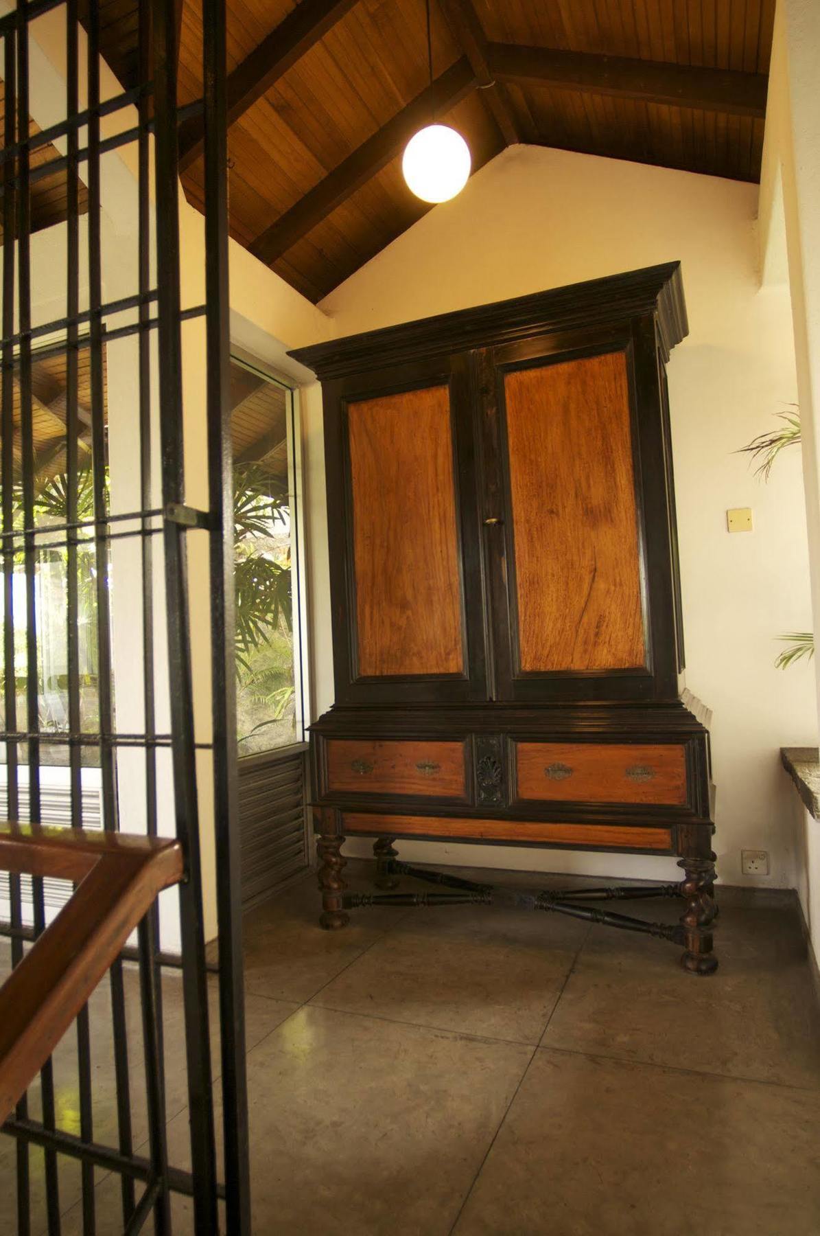 Mount Lodge Boutique Hotel Dehiwala-Mount Lavinia Exterior photo