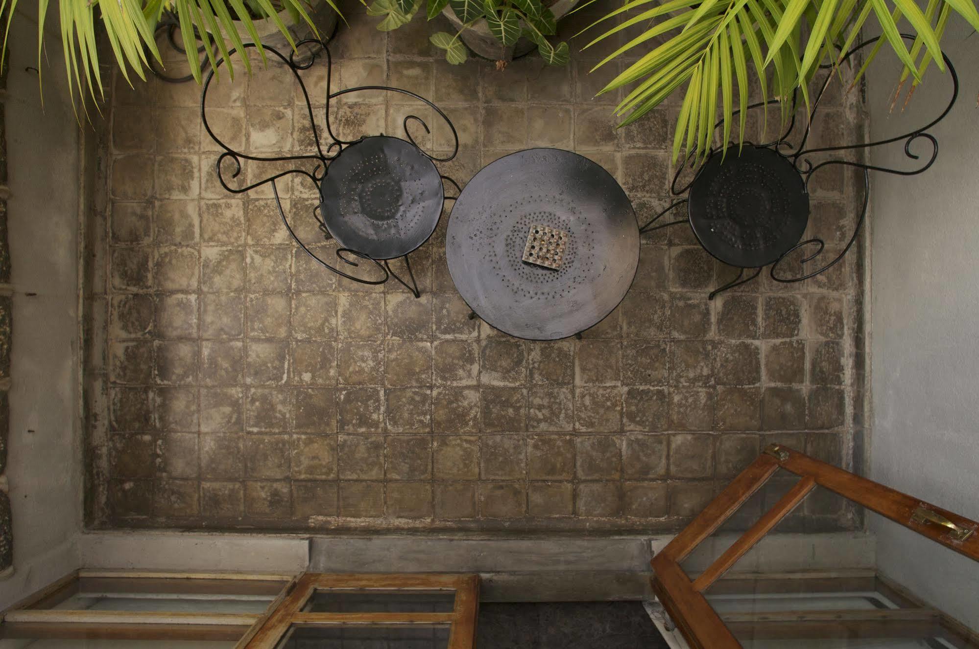 Mount Lodge Boutique Hotel Dehiwala-Mount Lavinia Exterior photo