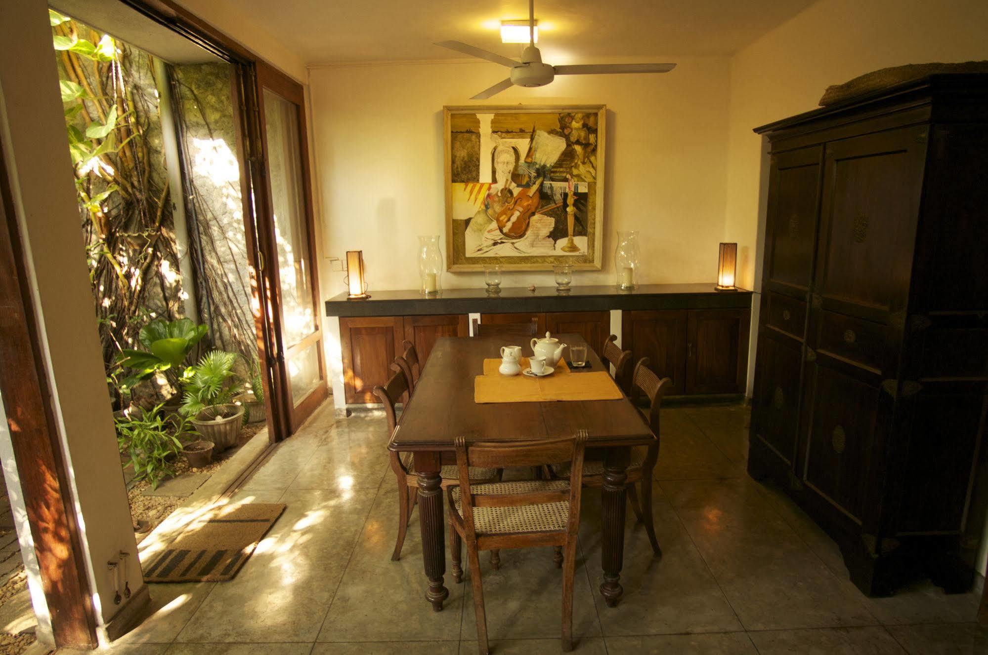 Mount Lodge Boutique Hotel Dehiwala-Mount Lavinia Exterior photo